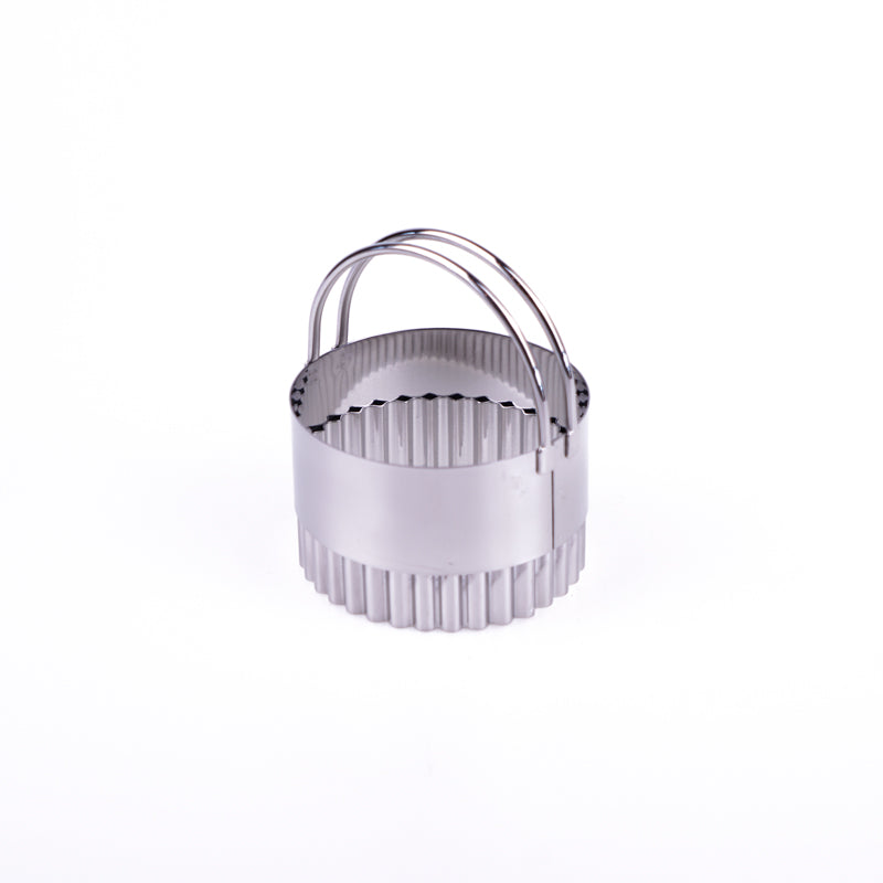 Round Fluted Pastry Cutter 70mm Stainless Steel with Handle